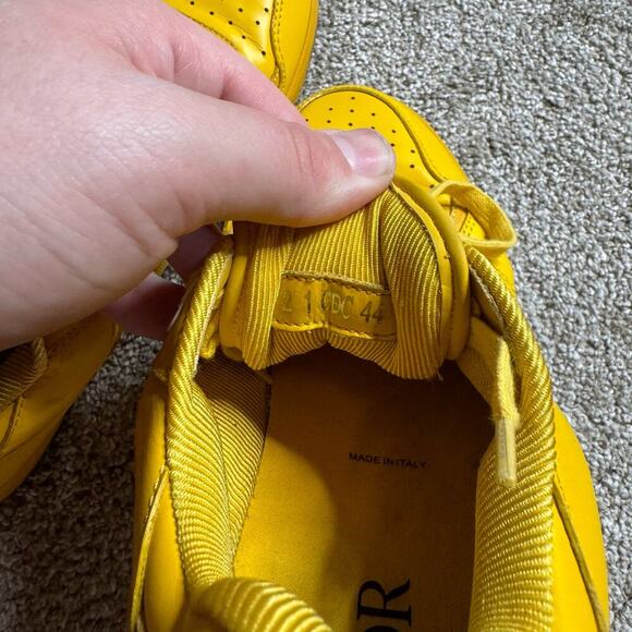 Christian Dior B27 Low Top World Tour Yellow Beige Oblique Sneaker